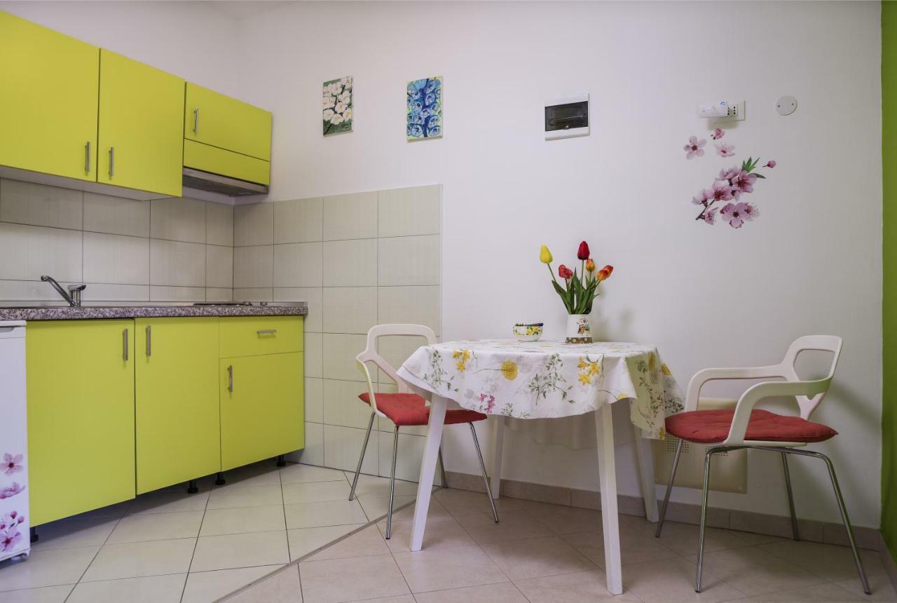 Ella Apartment